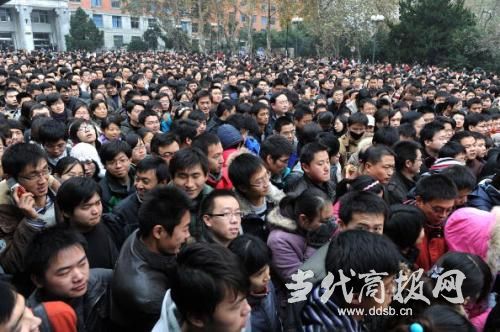 中国光棍接近澳人口 中国光棍接近澳人口 性别比失衡引发“婚姻挤压”