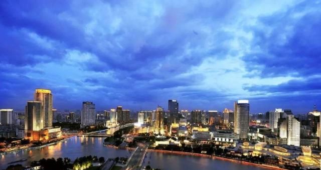 浙江省宁波市的城镇人口超过300万,为中国Ⅰ型大城市的末位
