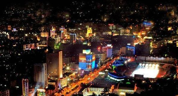 福建省第三大地级市,常住人口不到300万,森林覆盖率近80%