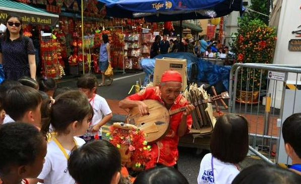 新加坡华人超450万,是人数最多的民族,为何地位却如此之低?