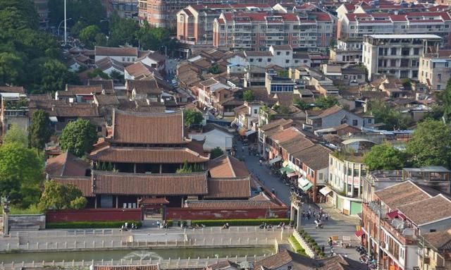 漳州11个区县最新人口排名:龙海市96万最多,华安县17万最少