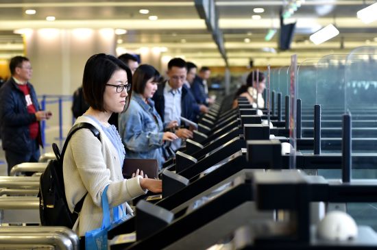 上海人口总数_2019美国人口总数是多少?世界各国人口总数排行榜前10