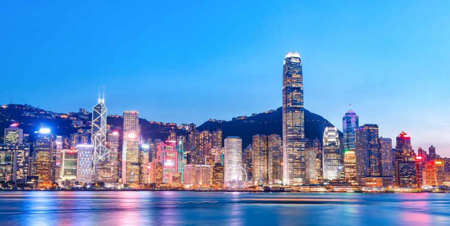 澳门人口_每人1万!澳门之后香港也派钱,惠及人口700万!零售餐饮股闻讯大涨
