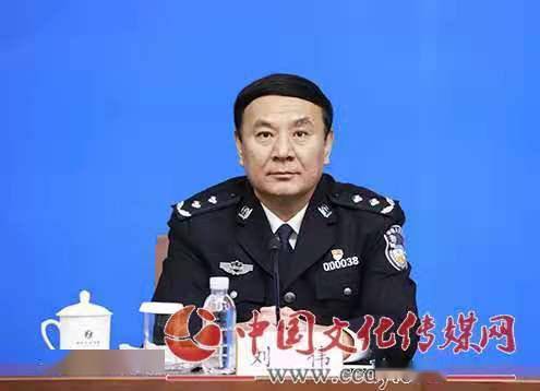 人口迁徙_人口迁徙对比:广东4年增加304万,江苏仅15万