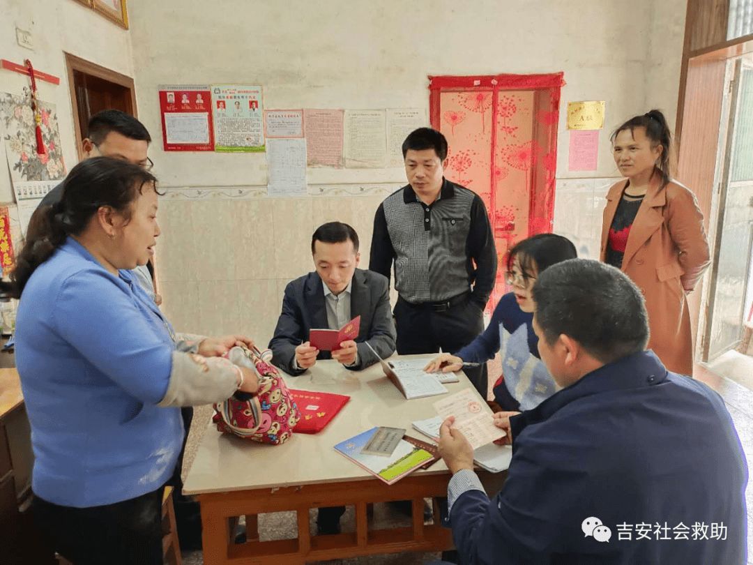 城市贫困人口_决胜脱贫攻坚——滨海区全面做好城镇贫困人口脱贫解困工作